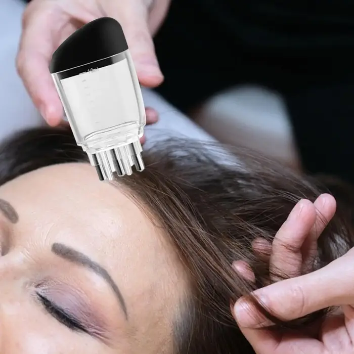 Applicateur d'huile capillaire, solution de repousse et de coiffage des cheveux, peigne de massage relaxant pour le cuir chevelu, distributeurs d'huile capillaire portables