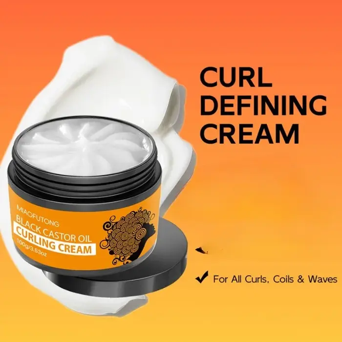 Crème coiffante et élastifiante pour cheveux bouclés et volumineux