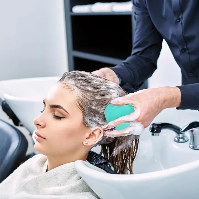 Brosse à shampoing en Silicone pour cuir chevelu