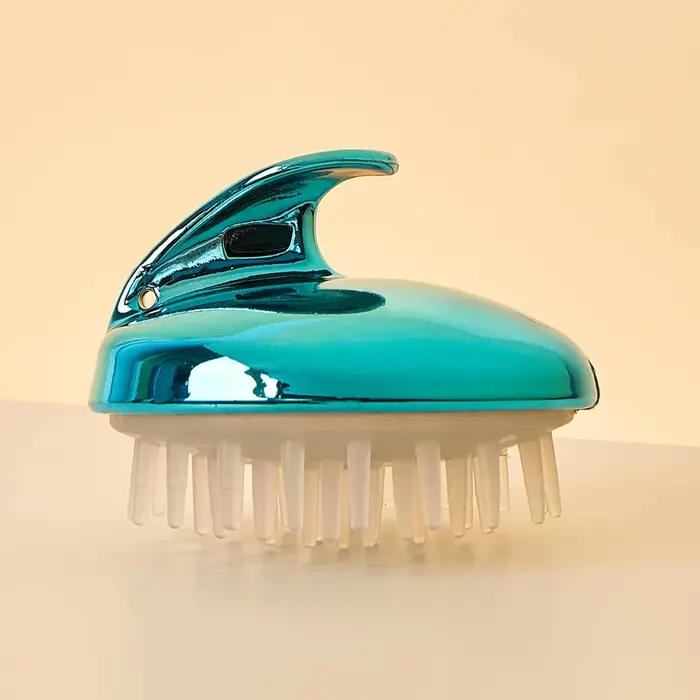 Brosse à shampoing masseur de cuir chevelu en forme de baleine bleue
