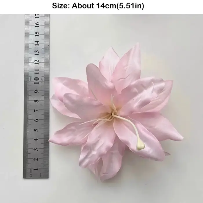 Barrette à cheveux en forme de fleur de lys douce et tendance