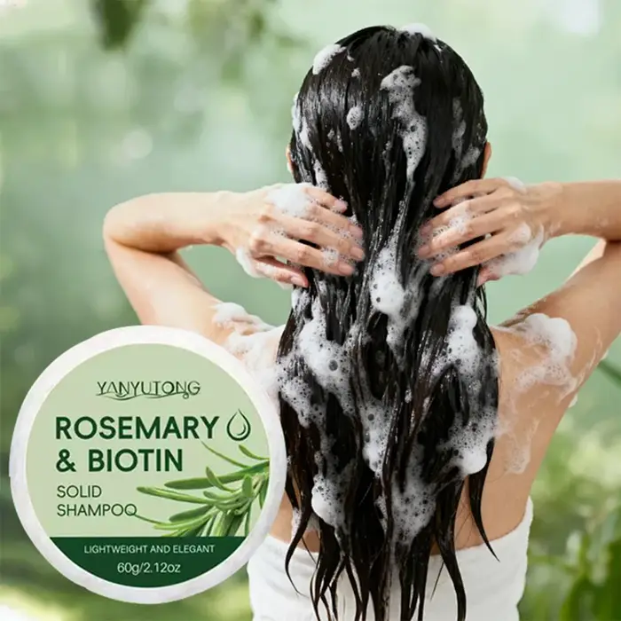 Shampoing solide au romarin : soin du cuir chevelu