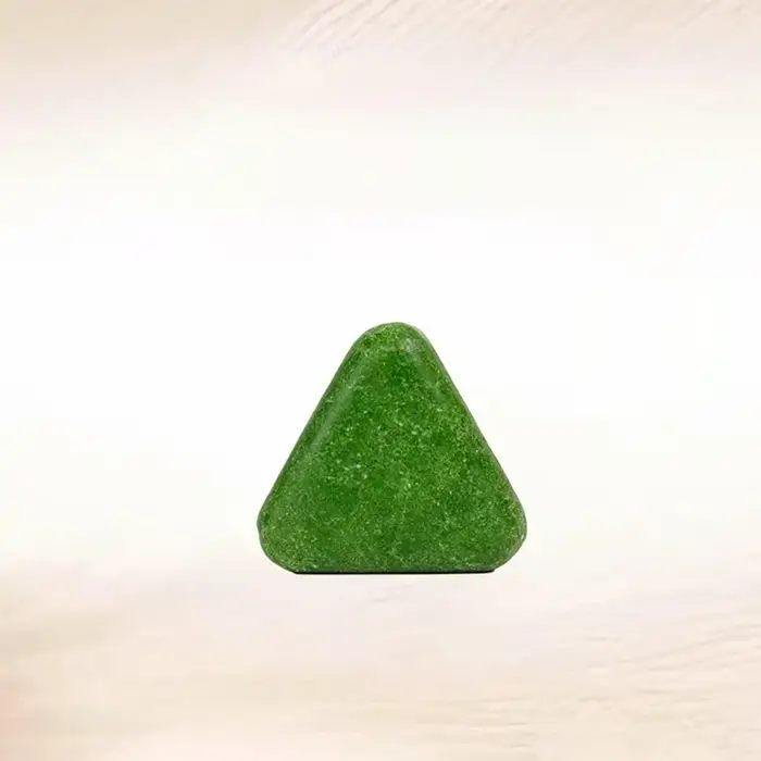 Savon Shampooing aux Feuilles d'Arbora-vitae Fait Main, Naturel et Herbal, Soulage les Démangeaisons