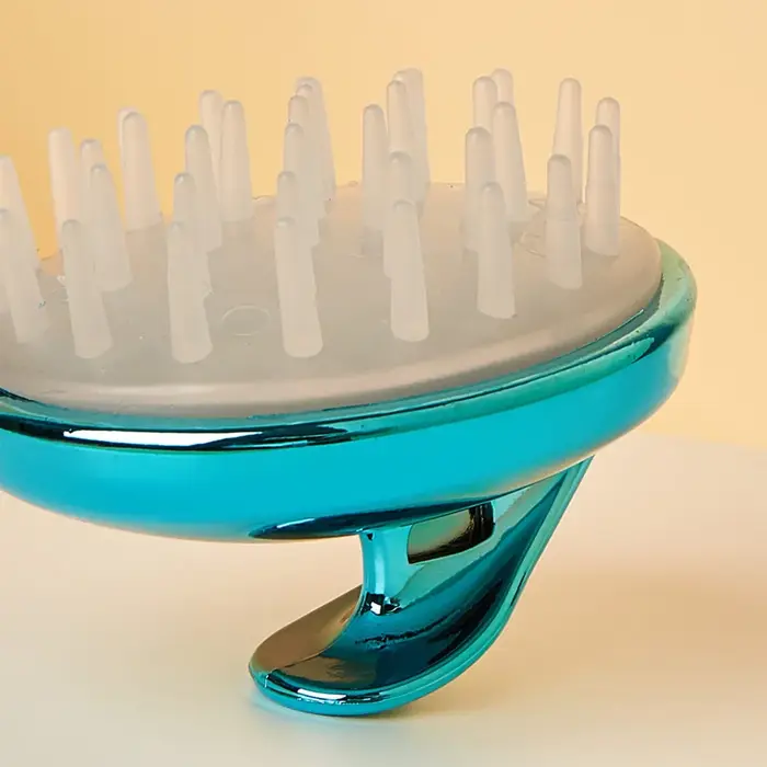 Brosse à shampoing masseur de cuir chevelu en forme de baleine bleue
