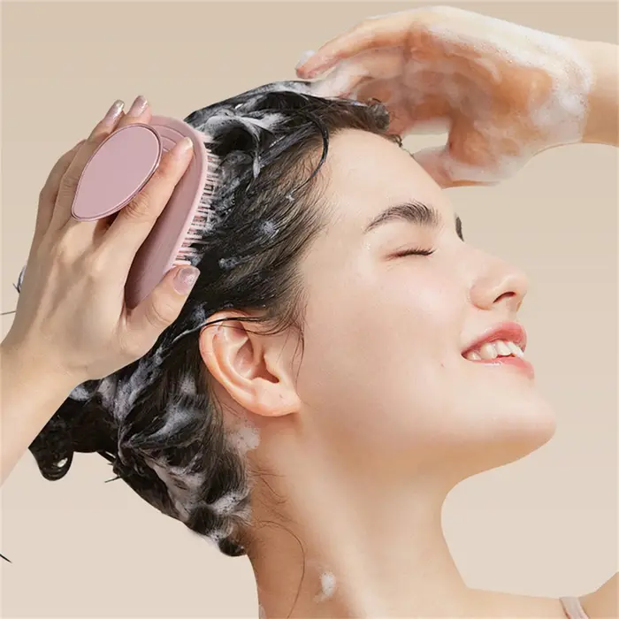 Brosse à shampoing en Silicone pour Massage du cuir chevelu, 1 pièce, essentiel pour le lavage des cheveux à la maison, pour un nettoyage en profondeur et un Massage relaxant du cuir chevelu