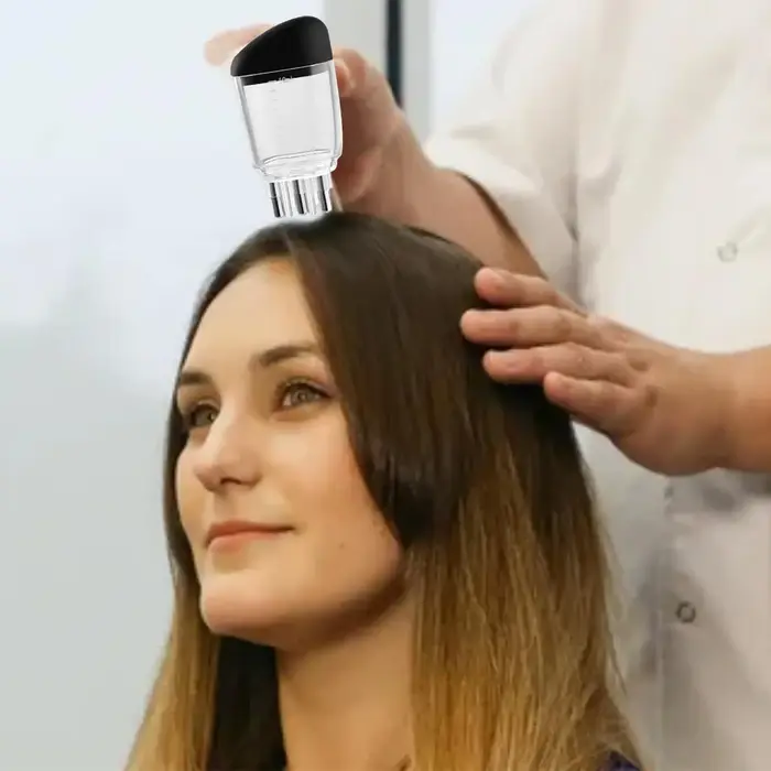 Applicateur d'huile capillaire, solution de repousse et de coiffage des cheveux, peigne de massage relaxant pour le cuir chevelu, distributeurs d'huile capillaire portables