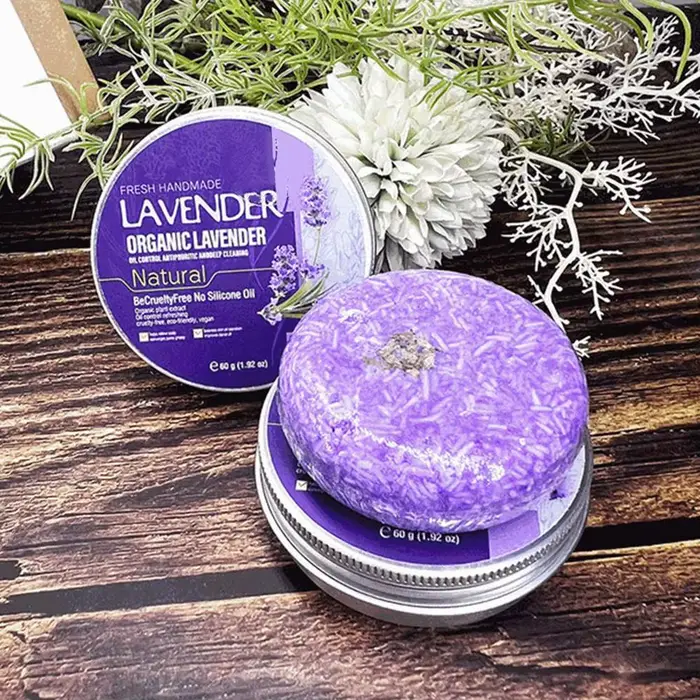 Shampooing au romarin pour cheveux secs et abîmés