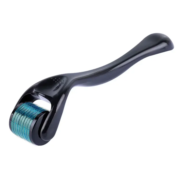 Rouleau Derma pour cheveux et barbe