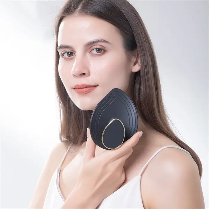 Brosse à shampoing en Silicone