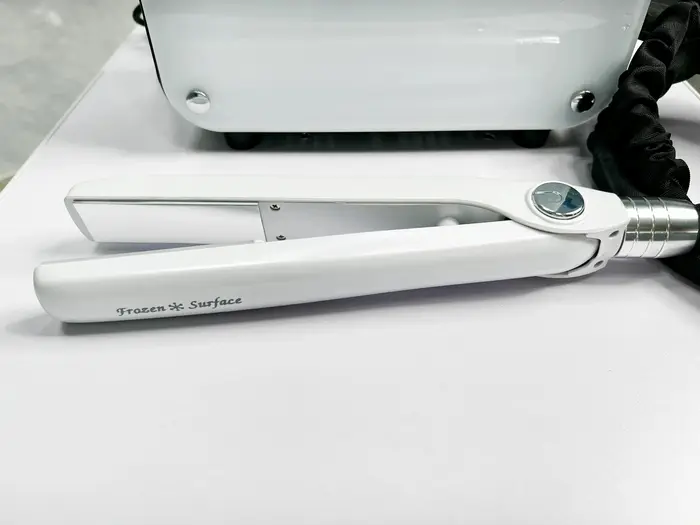 Machine de soins capillaires à Clip plat