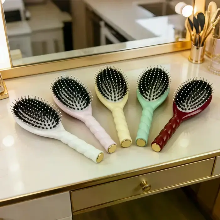 1 pièce Brosse à cheveux démêlante en poils de sanglier avec picots massants pour le cuir chevelu, réduit la casse, pour tous types de cheveux