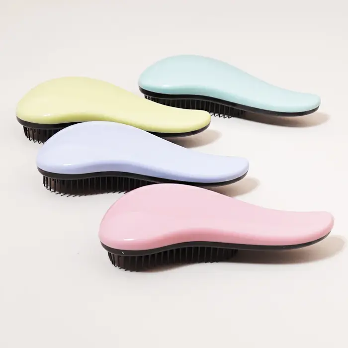 Brosse de massage antistatique