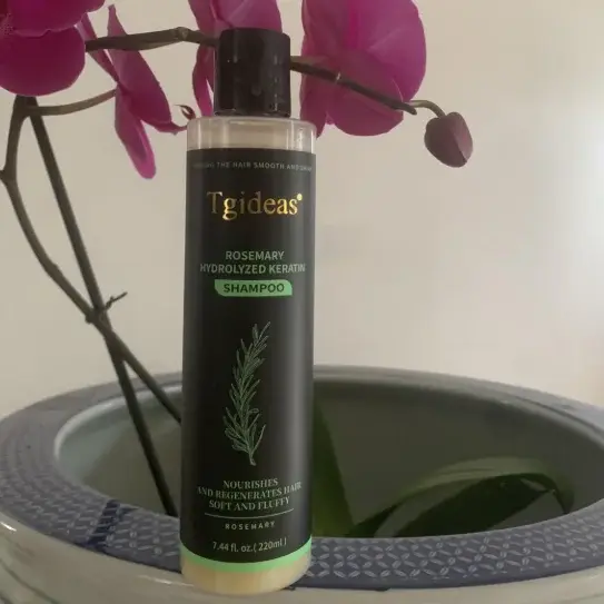 Shampooing capillaire bio Tgideas à la kératine hydrolysée et au romarin