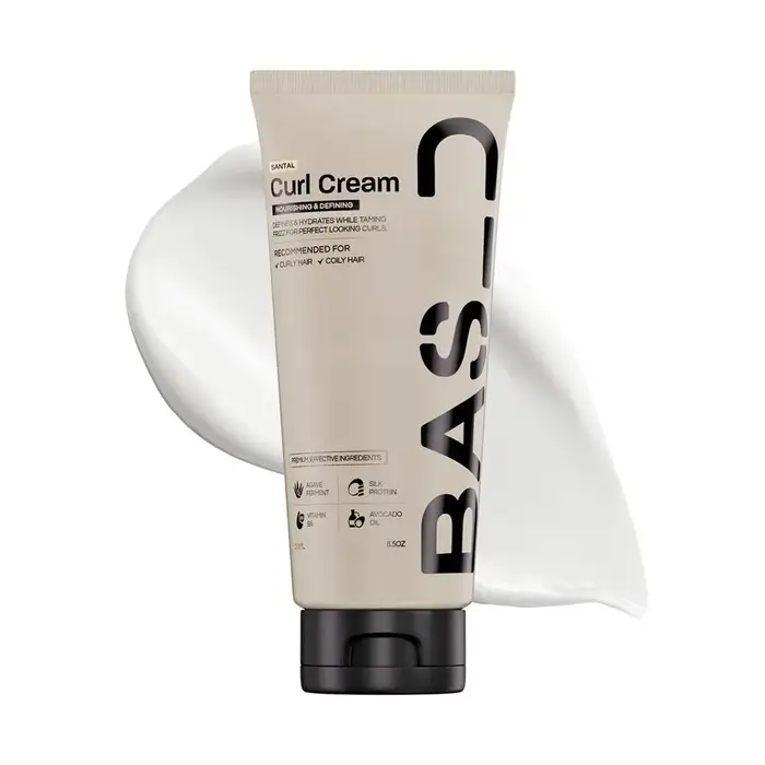 Crème hydratante et définissante pour boucles BASED Santal, pour cheveux naturels, contrôle des fris
